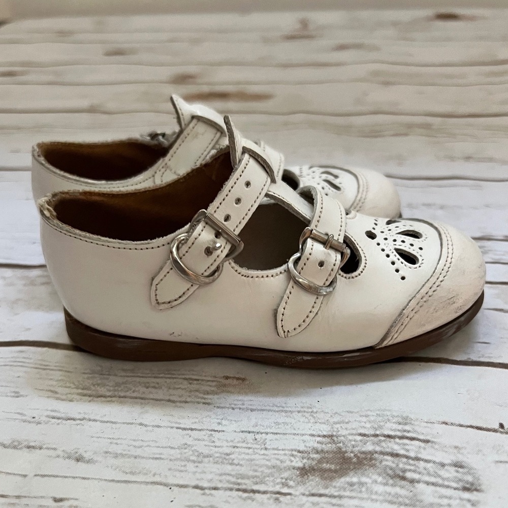 Buster Brown Mary Jane Shoes White Double Buckle T-Strap Leather Size 6.5